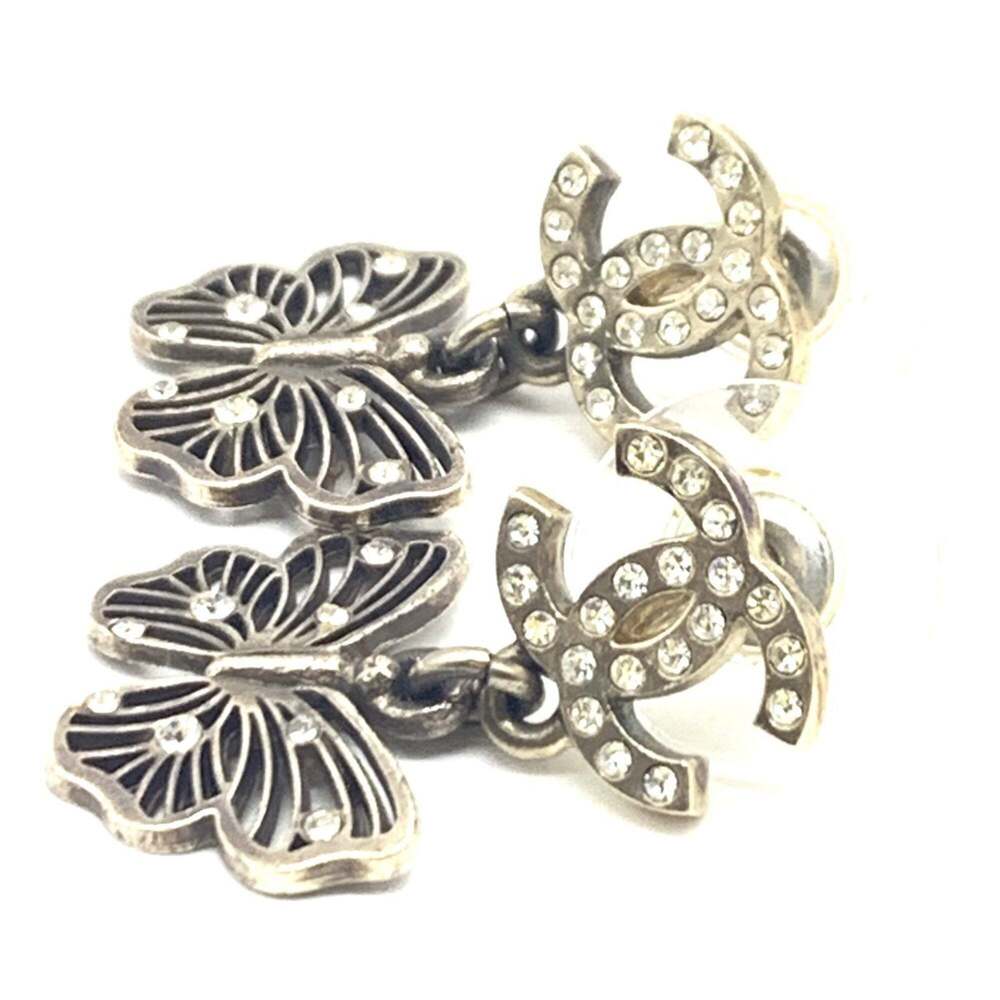 CHANEL Authentic Logo Earrings - Picture 5 of 6